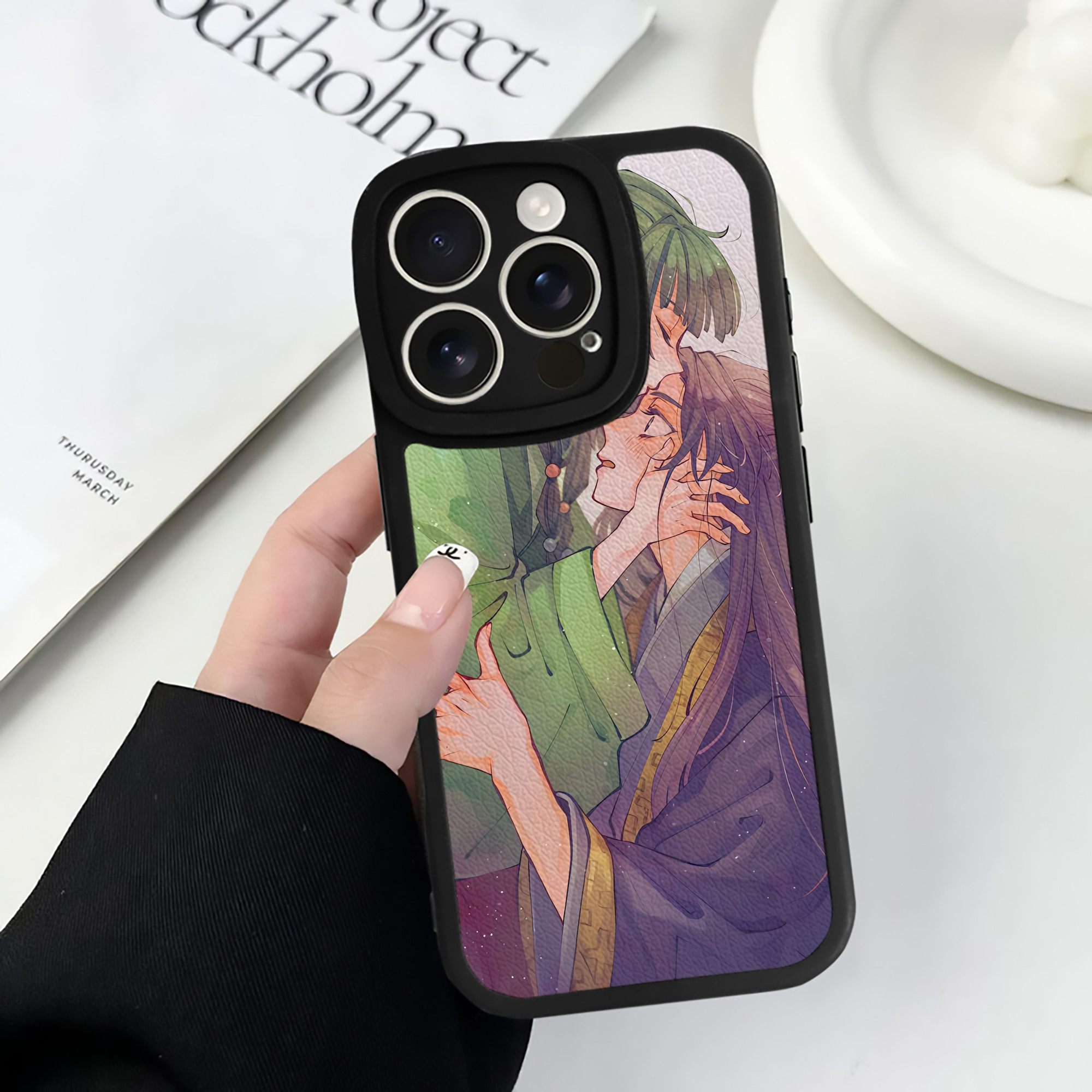 薬屋のひとりごと The Apothecary Diaries 【iPhone 16シリーズ対応】シリコンスマホケース（レザー調） 材質：シリコン